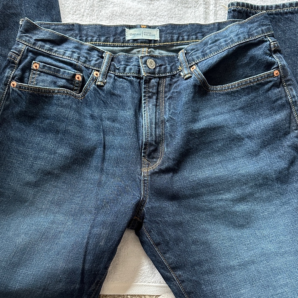 GAP Men's Dark Blue Relaxed Jeans - Classic Five-Pocket 33x32